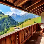Bichlhof Apartment *